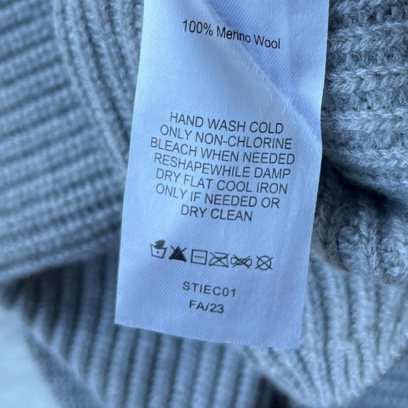 🆕 Quince Merino Wool Relaxed Turtleneck Sweater Dress Heather Size M Grey - Picture 7 of 9